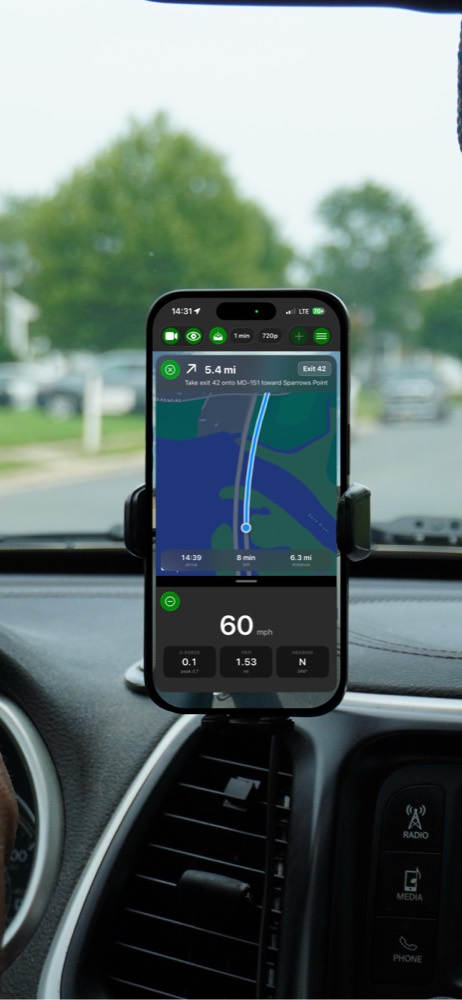 GoDash showing navigation and live speed and g-force telemetry